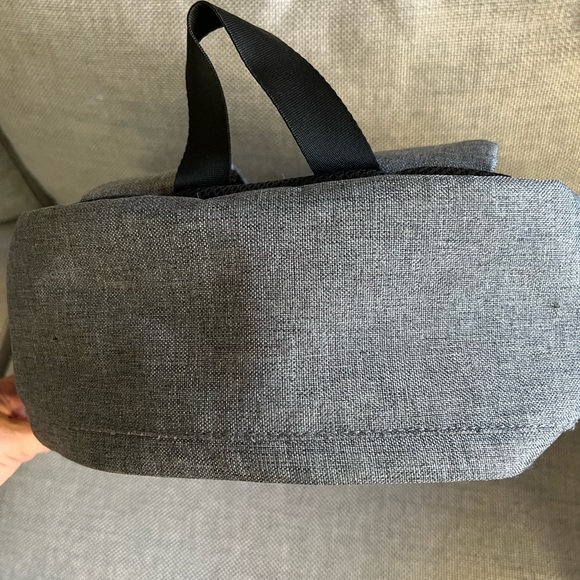 Backpack - Picture 6 of 8